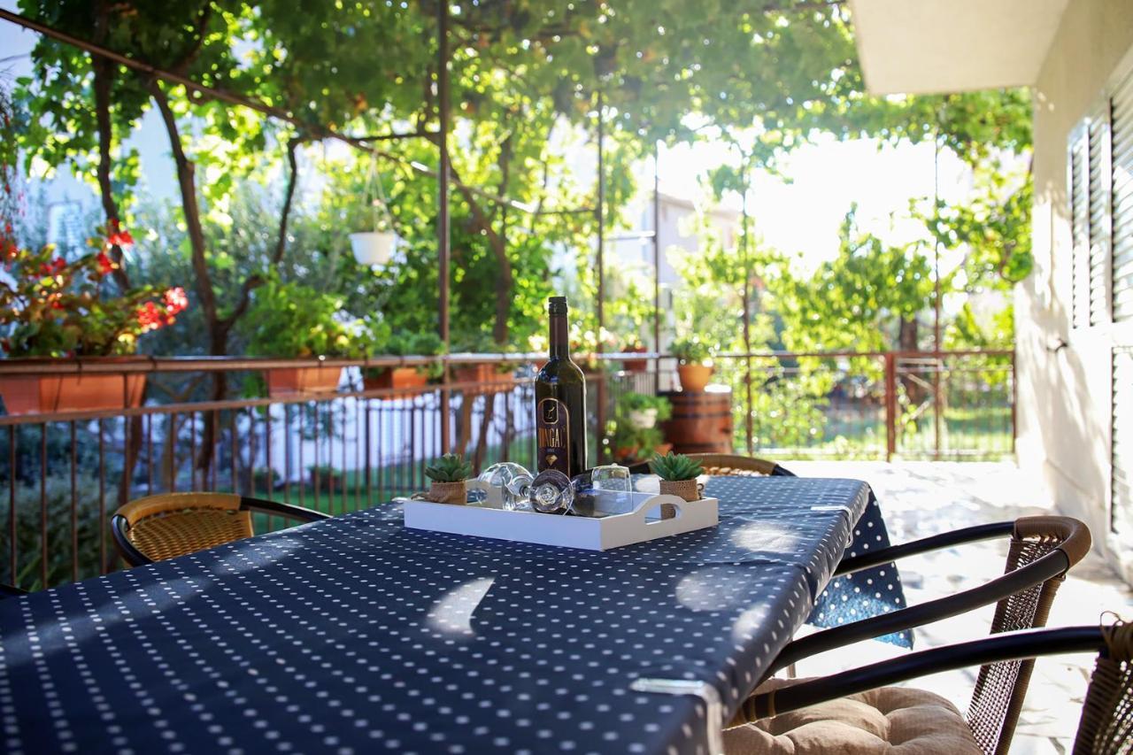 Stone Sun Apartamento Kaštela Exterior foto